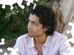 Adrian Grenier