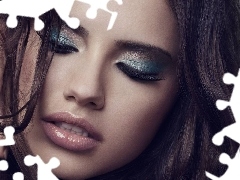 Adriana Lima, face