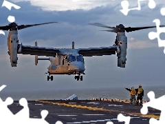 Boeing VC-25C, aircraft carrier