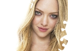 Amanda Seyfried, Eyes