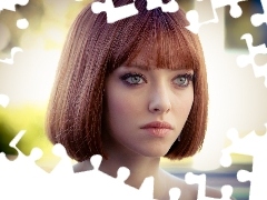 Amanda Seyfried, face