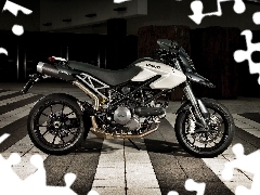 frame, Ducati Hypermotard 1100, black