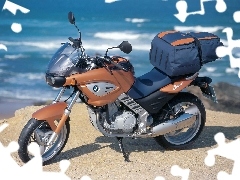 BMW F650CS