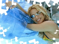 Britney Spears, Pool