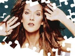 Celine Dion, hands