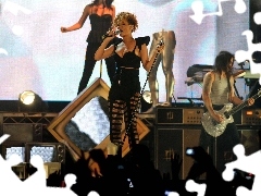 Rihanna, Concert
