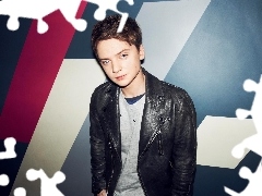 Conor Maynard, singer