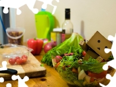 cardboard, salad, Danbo, alien