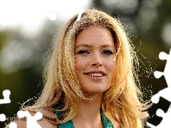 Blonde, smiling, Doutzen Kroes