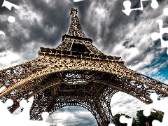 Eiffla Tower, clouds