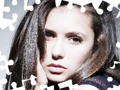 The look, Nina Dobrev, face