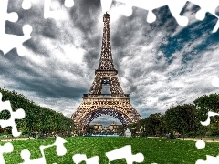 Eiffla Tower, Paris, France, clouds