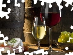 Grapes, Cheese, glasses, Wine, drums