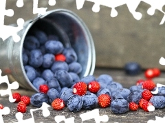 Strawberries, harvest