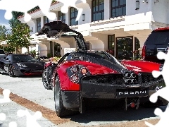 House, Pagani, parking