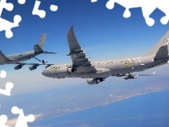 Airbus A330 MRTT, KC-135 Stratotanker