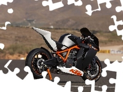 KTM RC8, Zadupek