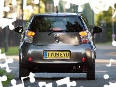 Back, Toyota iQ, Lamps