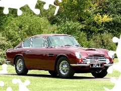 Aston Martin DB6