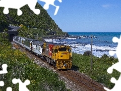 Mountains, Train, sea