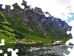 Mountains, River, Yachts