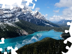 Peyto Lake, Banff National Park, Mountains, forest, Province of Alberta, Canada, viewes, clouds, trees