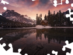 viewes, trees, clouds, lake, bridge, Province of British Columbia, Mountains, Yoho National Park, Canada, Emerald Lake, house, winter