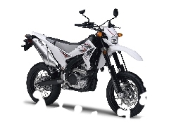 Yamaha WR 250X, tires, road