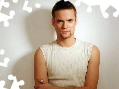 Shane West, sleeveless