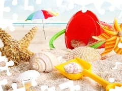 Shells, Sand, toys
