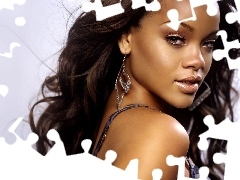 songster, Rihanna, face