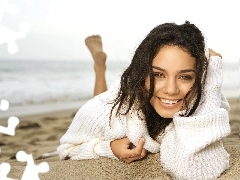 Sweater, Beaches, Vanessa Hudgens, White, smiling