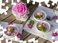 ice cream, rouge, table, small bunch