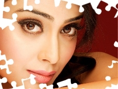 make-up, Shriya Saran, The look