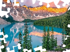 Province of Alberta, Canada, Banff National Park, illuminated, trees, viewes, Mountains, Lake Moraine, peaks