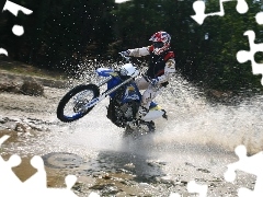 Mud, Husaberg FE 450, water