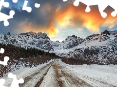 Way, winter, Mountains
