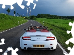 Windmills, Aston Martin V8 Vantage, Way