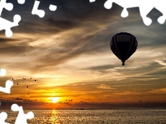 Boats, Balloon, west, sun, clouds, sea