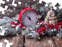 Wooden, owl, composition, Christmas, alarm clock