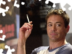 Robert Downey Jr, Cigarette