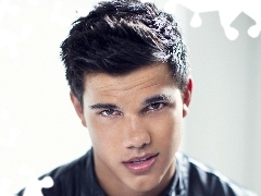 Taylor Lautner, The look
