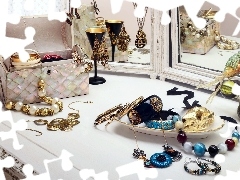 trunk, Mirror, ear-ring, jewellery, Necklaces